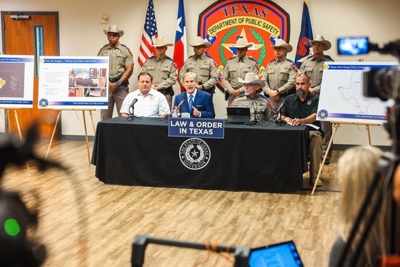 TdA Press Conference Governor Abbott